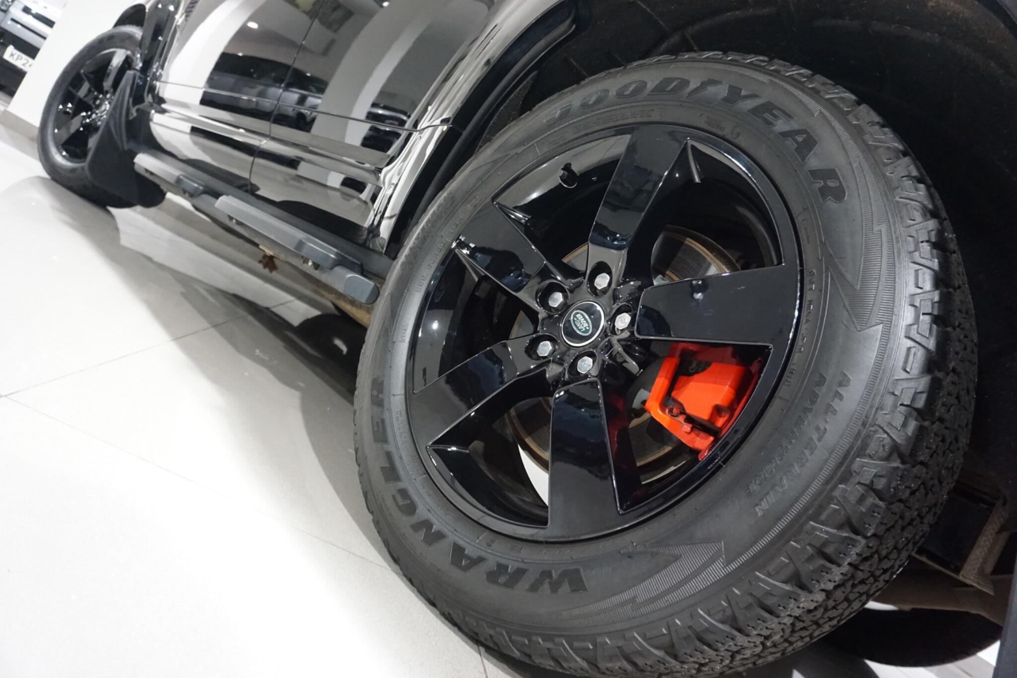 Land Rover Defender 110 3.0 D350 MHEV X-Dynamic SE SUV 5dr Diesel Auto 4WD Euro 6 (s/s) (350 ps)